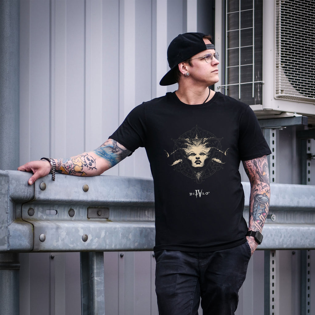 Produktbild Diablo IV - Queen of the Damned T-shirt svart