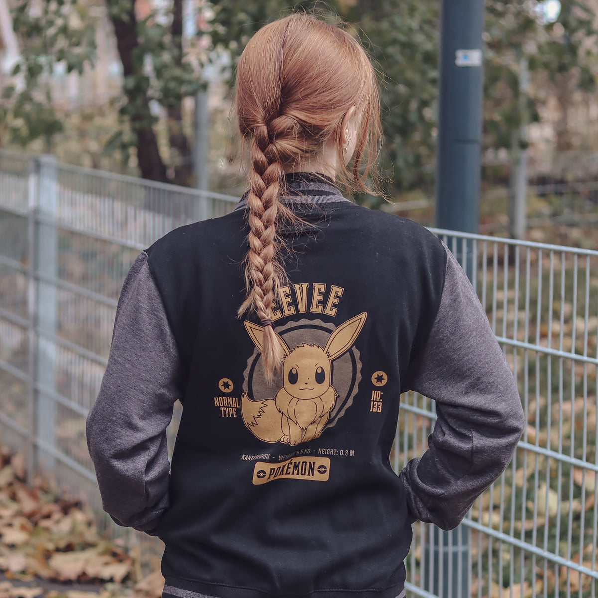 Produktbild Pokemon - Evoli Collegejacka