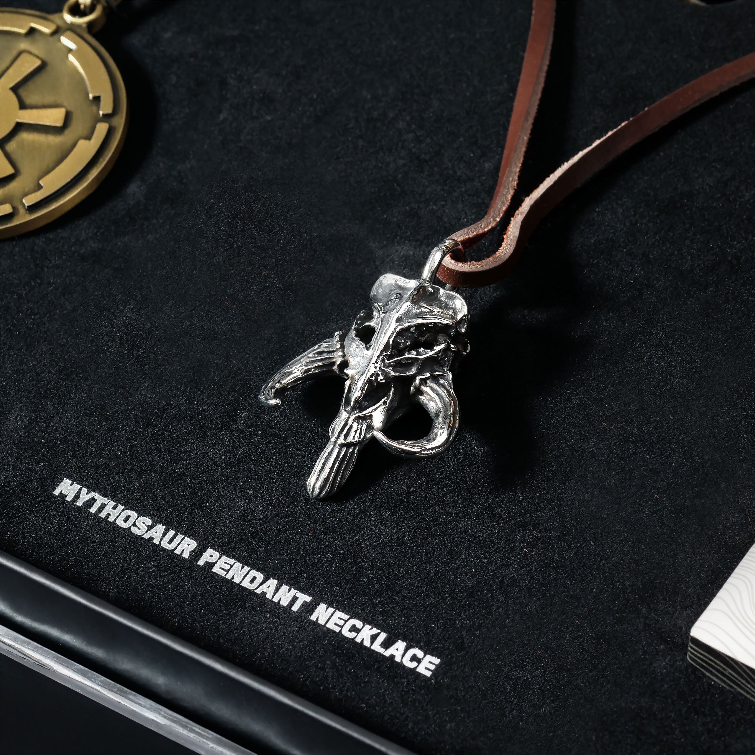 Produktbild Mandalorian Bounty Hunter Smyckeset Deluxe - Star Wars The Mandalorian
