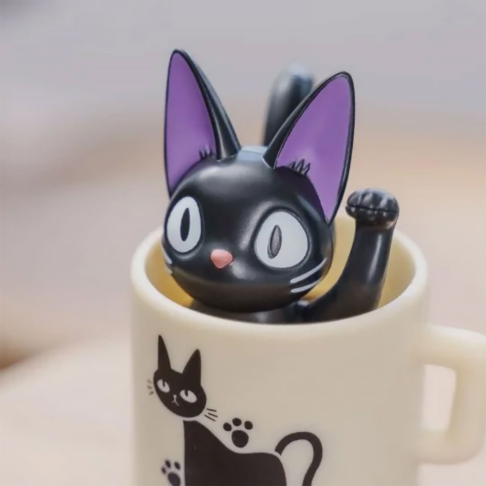 Produktbild Kikis expressbud - Jiji i kopp vickande figur