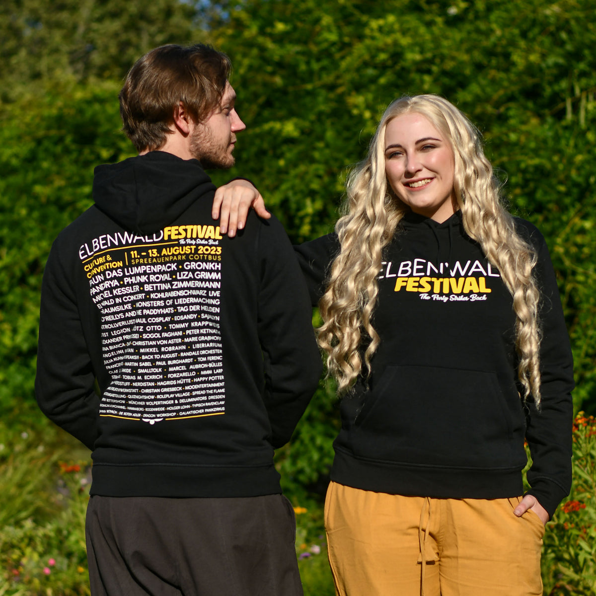 Produktbild Elbenwald Festival The Party Strikes Back Hoodie svart