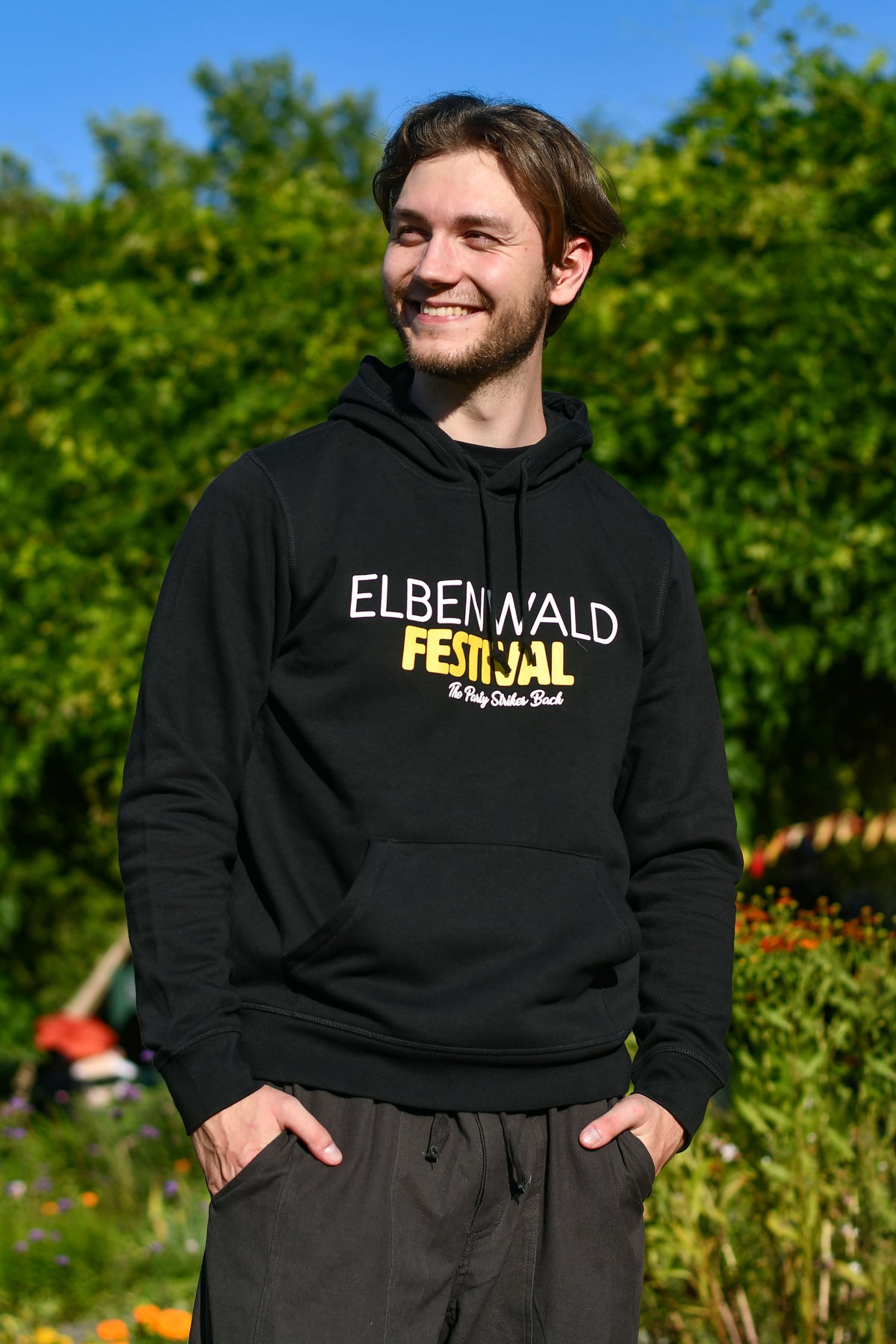 Produktbild Elbenwald Festival The Party Strikes Back Hoodie svart