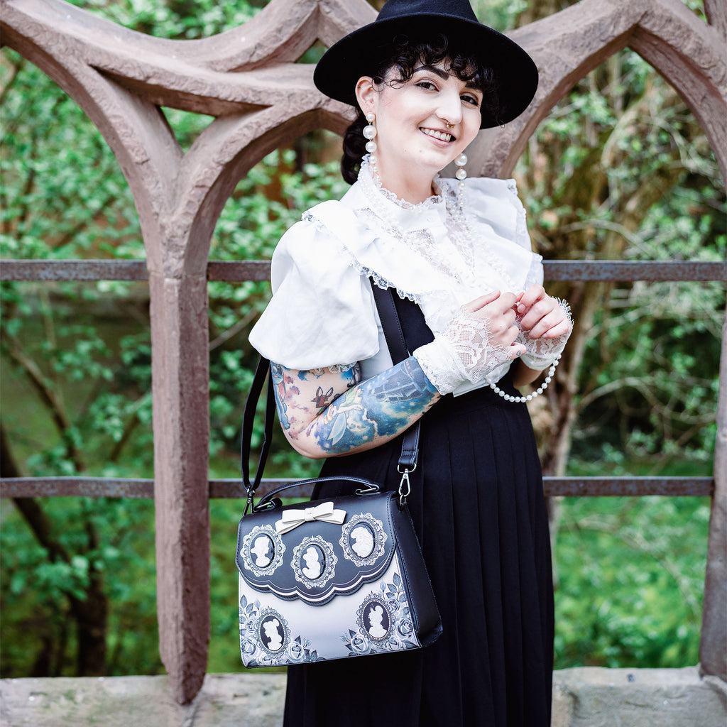 Produktbild Disney Princess - Cameo Crossbody Väska