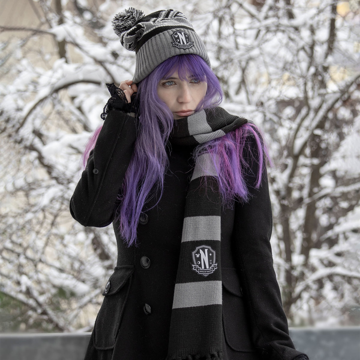 Produktbild Wednesday - Nevermore Academy Halsduk