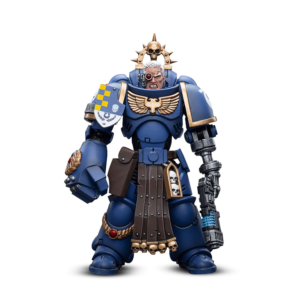 Produktbild Warhammer 40k - Ultramarines Löjtnant med Power Faust Actionfigur 1:18