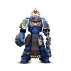 Produktbild Warhammer 40k - Ultramarines Löjtnant med Power Faust Actionfigur 1:18