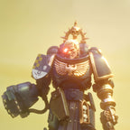 Produktbild Warhammer 40k - Ultramarines Löjtnant med Power Faust Actionfigur 1:18