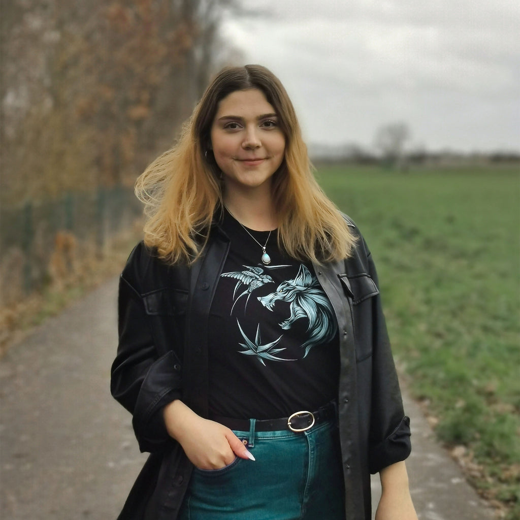 Produktbild Witcher - Vargmedaljong T-shirt svart