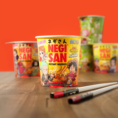 Produktbild One Piece Ramen - Luffy, Zoro och Nami Kyckling Thai Snabbnudlar