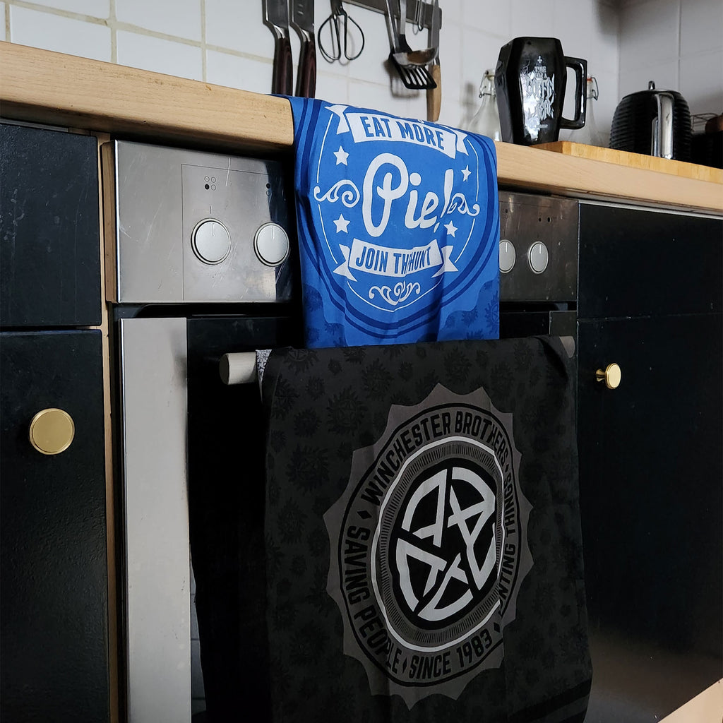 Produktbild Pentagram och Paj Kökshanddukar Set - Supernatural