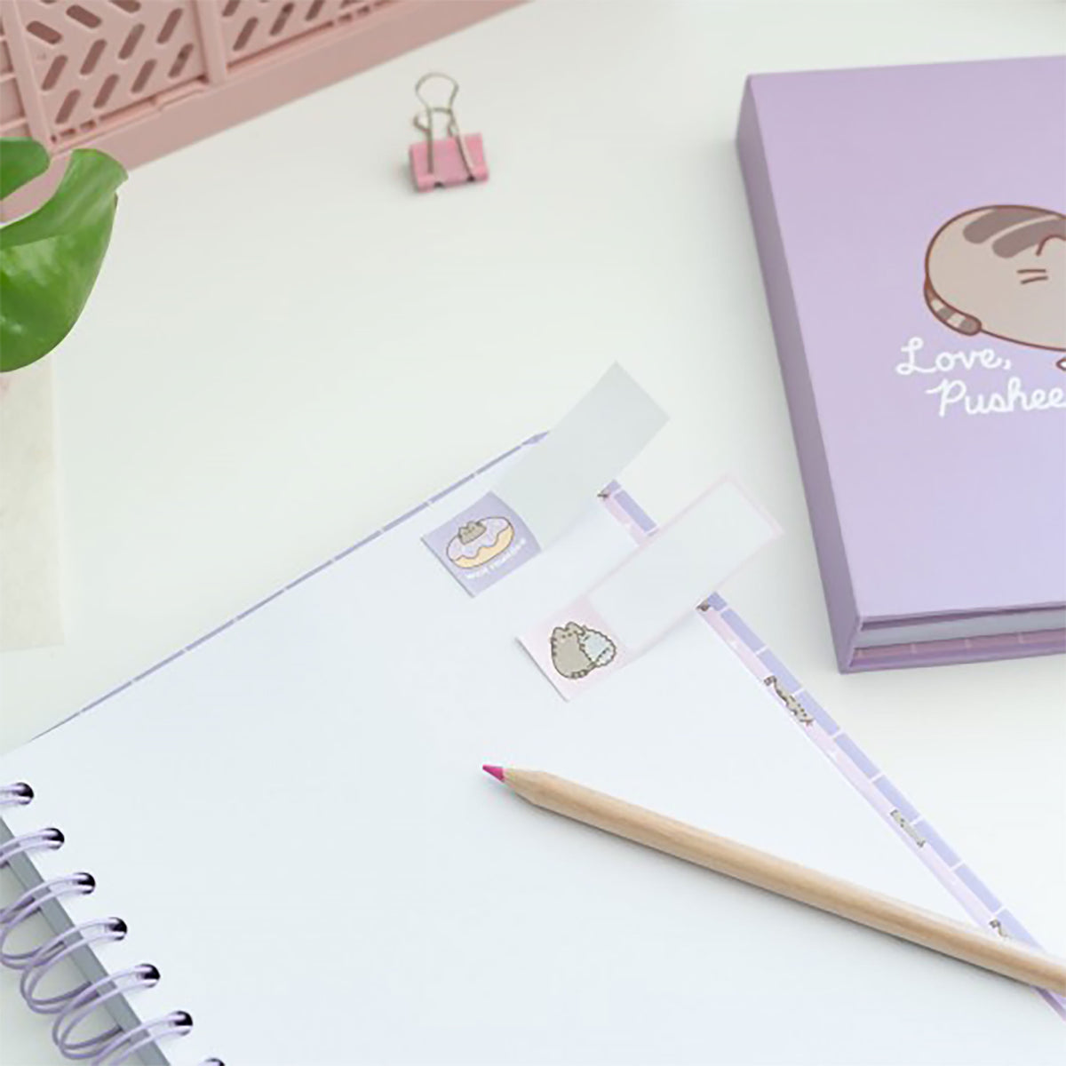 Produktbild Pusheen - Love Pusheen veckoplanerare