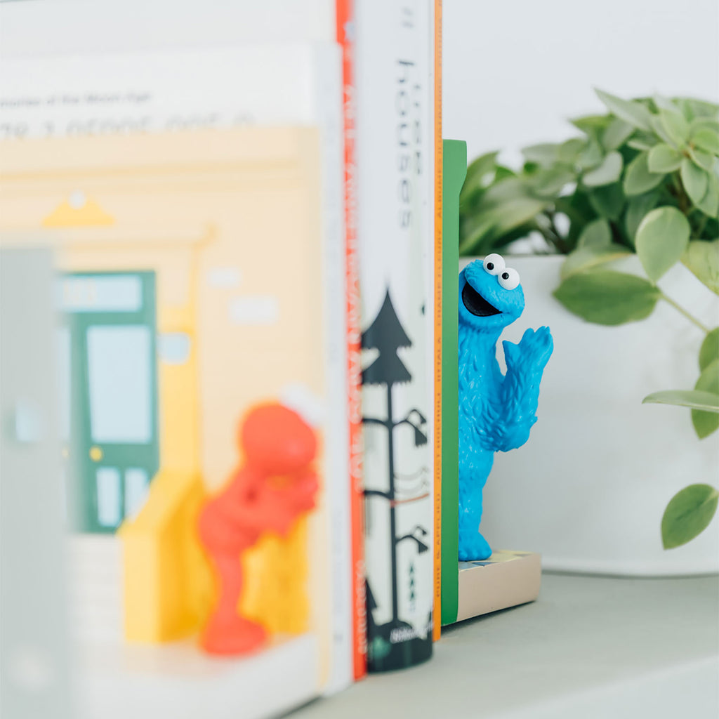 Produktbild Sesame Street - Bokstöd med Kakmonstret och Elmo