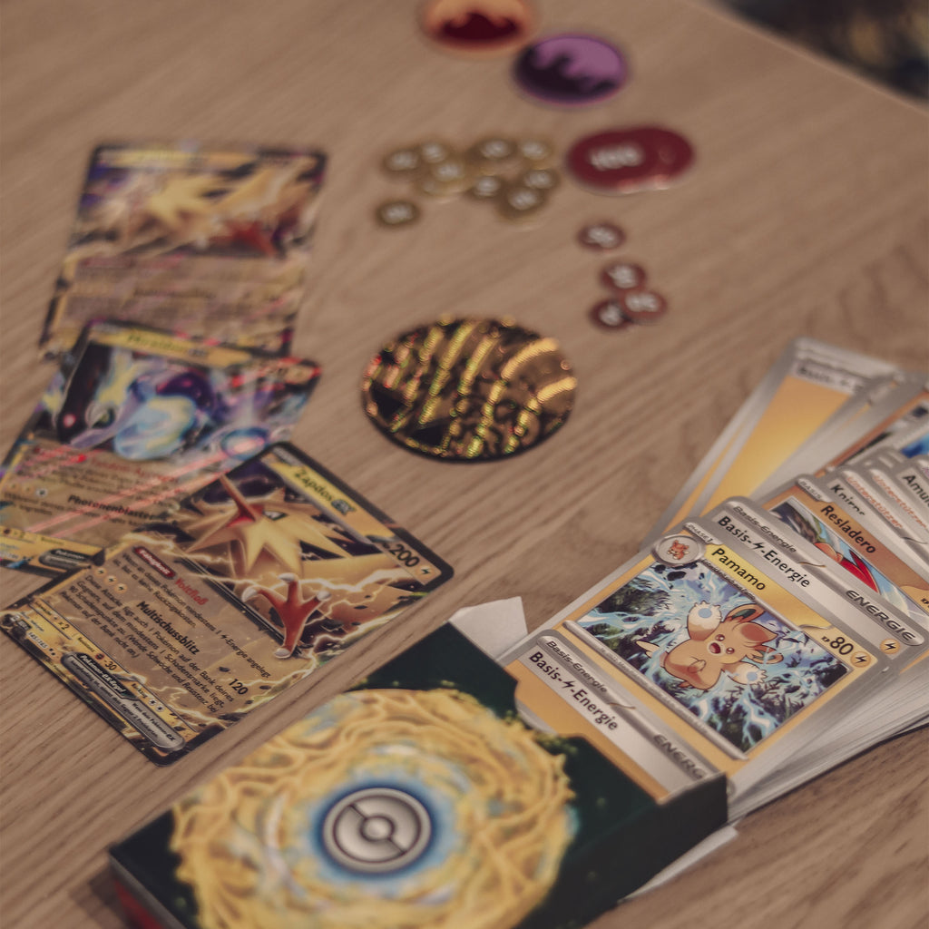 Produktbild Pokemon - Zapdos-Ex Deluxe Battle Deck