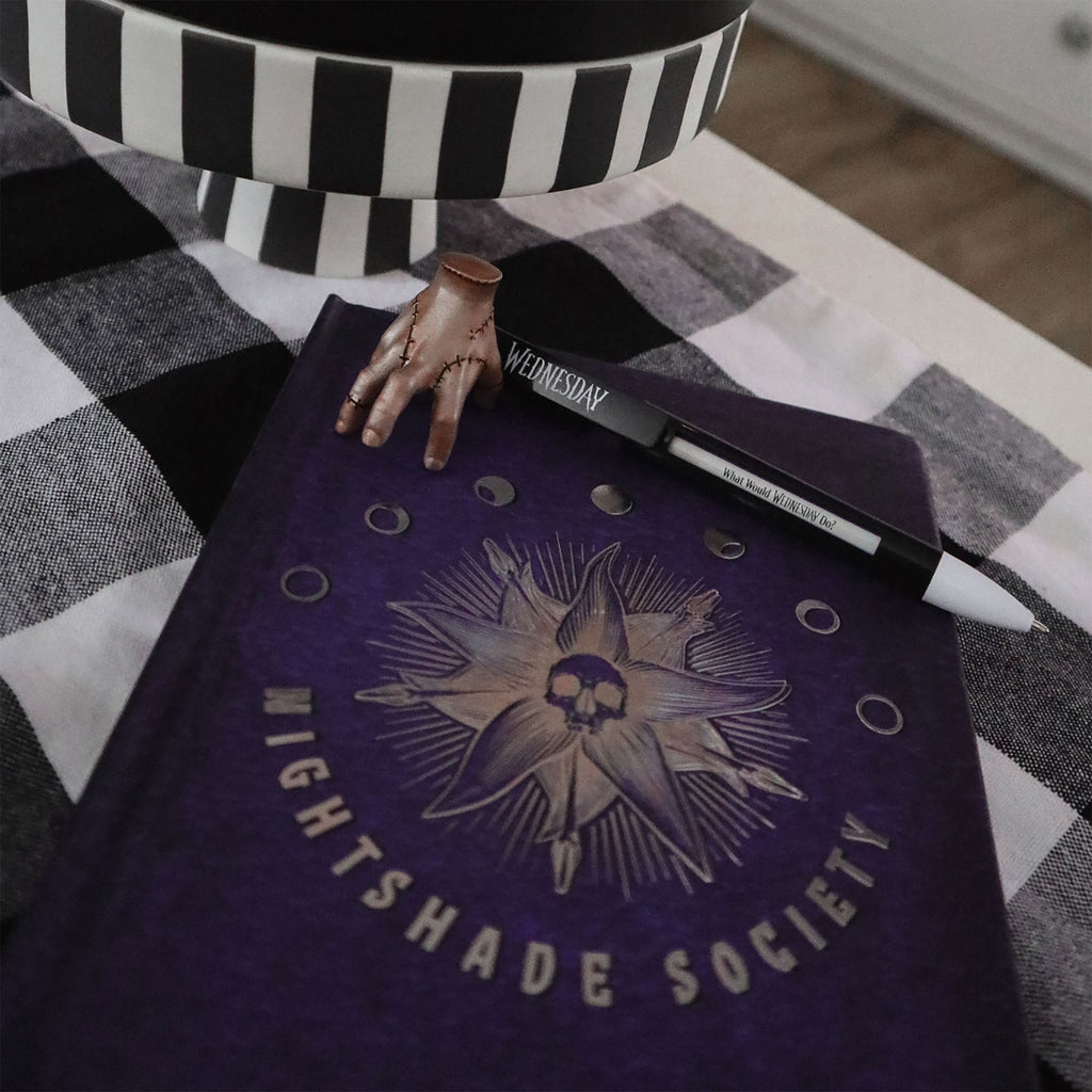 Produktbild Wednesday - Nightshade Society Anteckningsbok