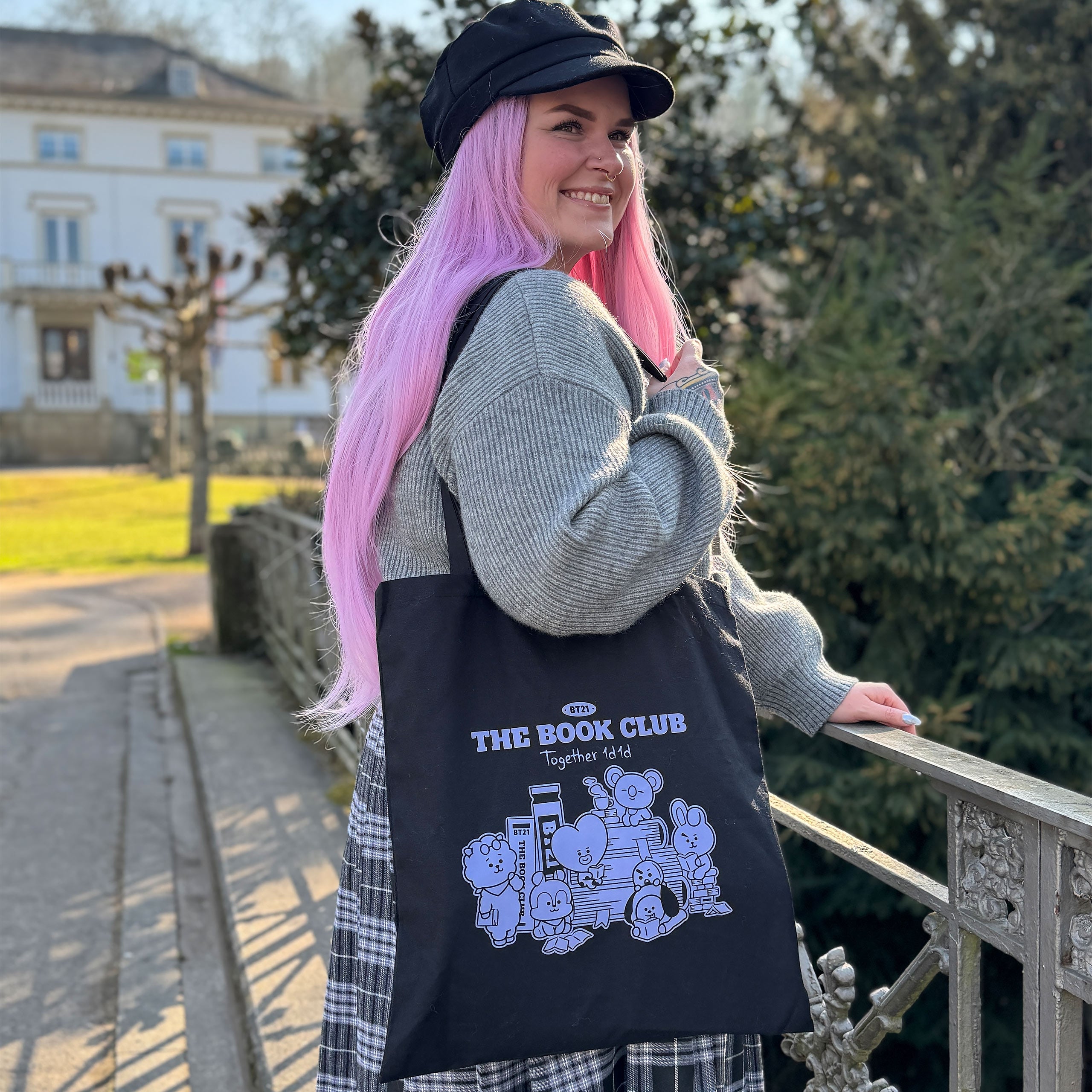 Produktbild BT21 - Bokklubbens tygpåse