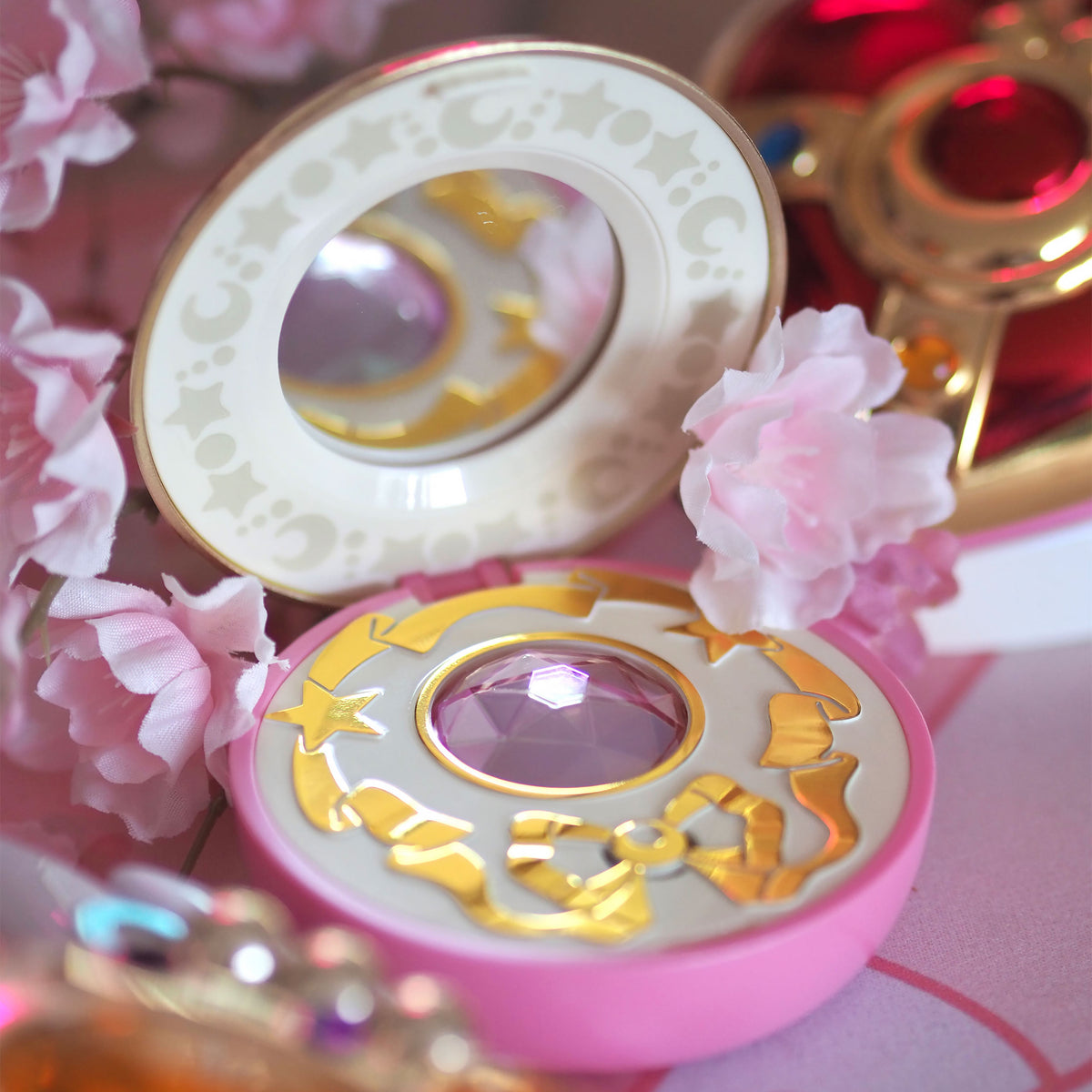 Produktbild Sailor Moon - Månkristall Förvandlingsbrosch med Ljudeffekter