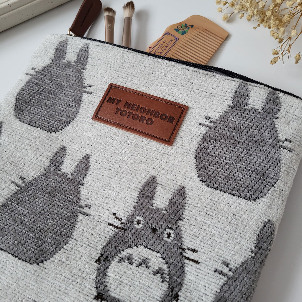 Produktbild Totoro - Silhouette Totoro necessär