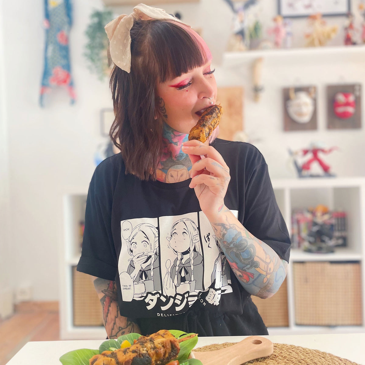 Produktbild Marcille T-shirt för Delicious in Dungeon-fans
