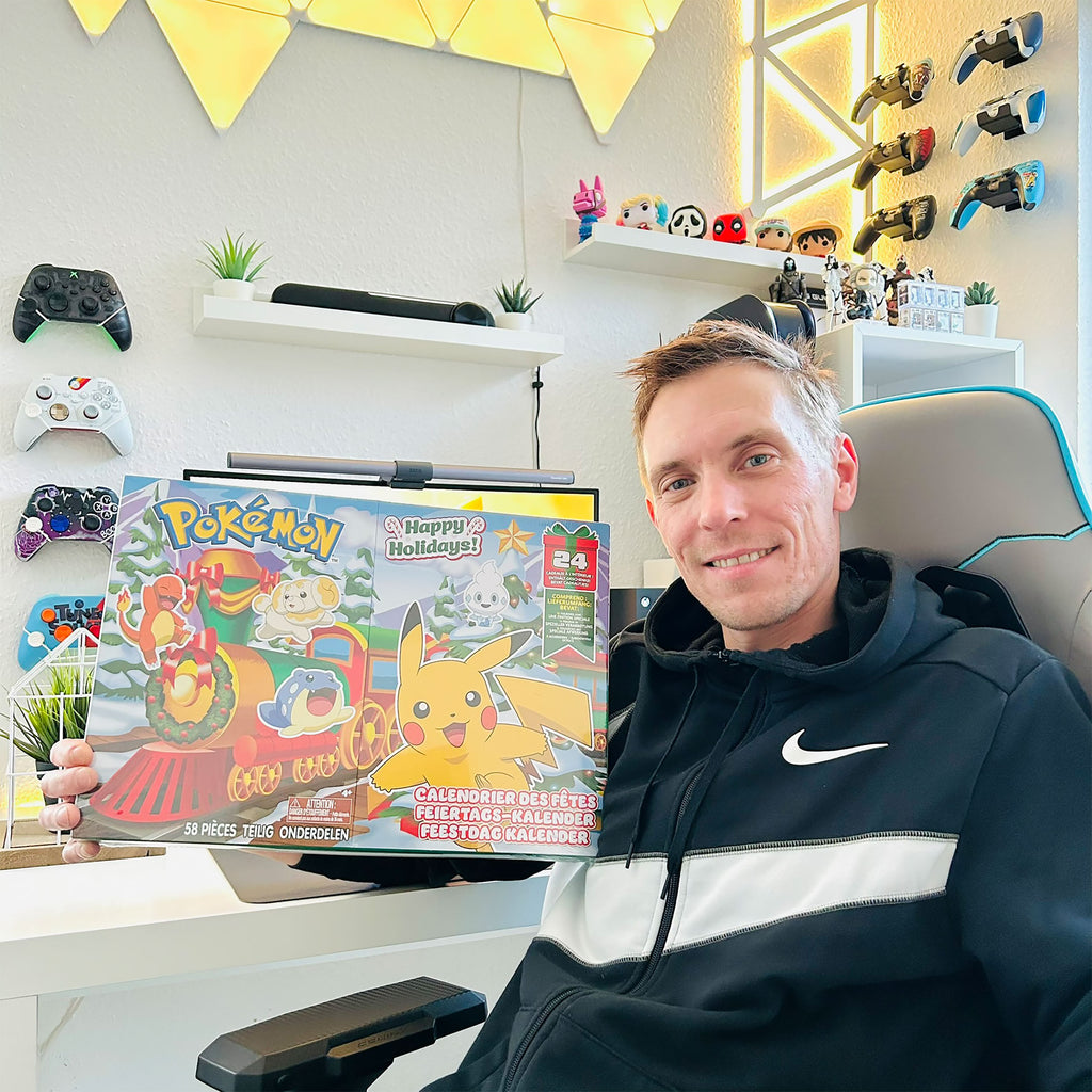 Produktbild Pikachu Happy Holidays Adventskalender - Pokemon