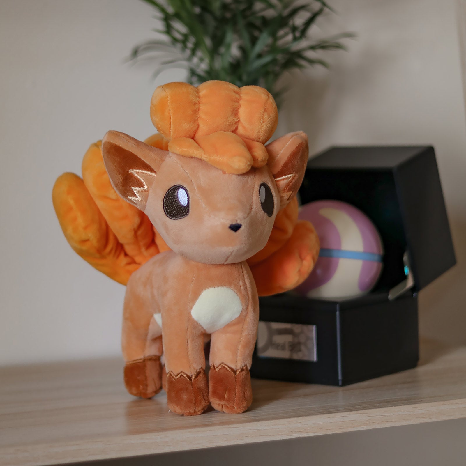 Produktbild Pokemon - Vulpix Plyschfigur