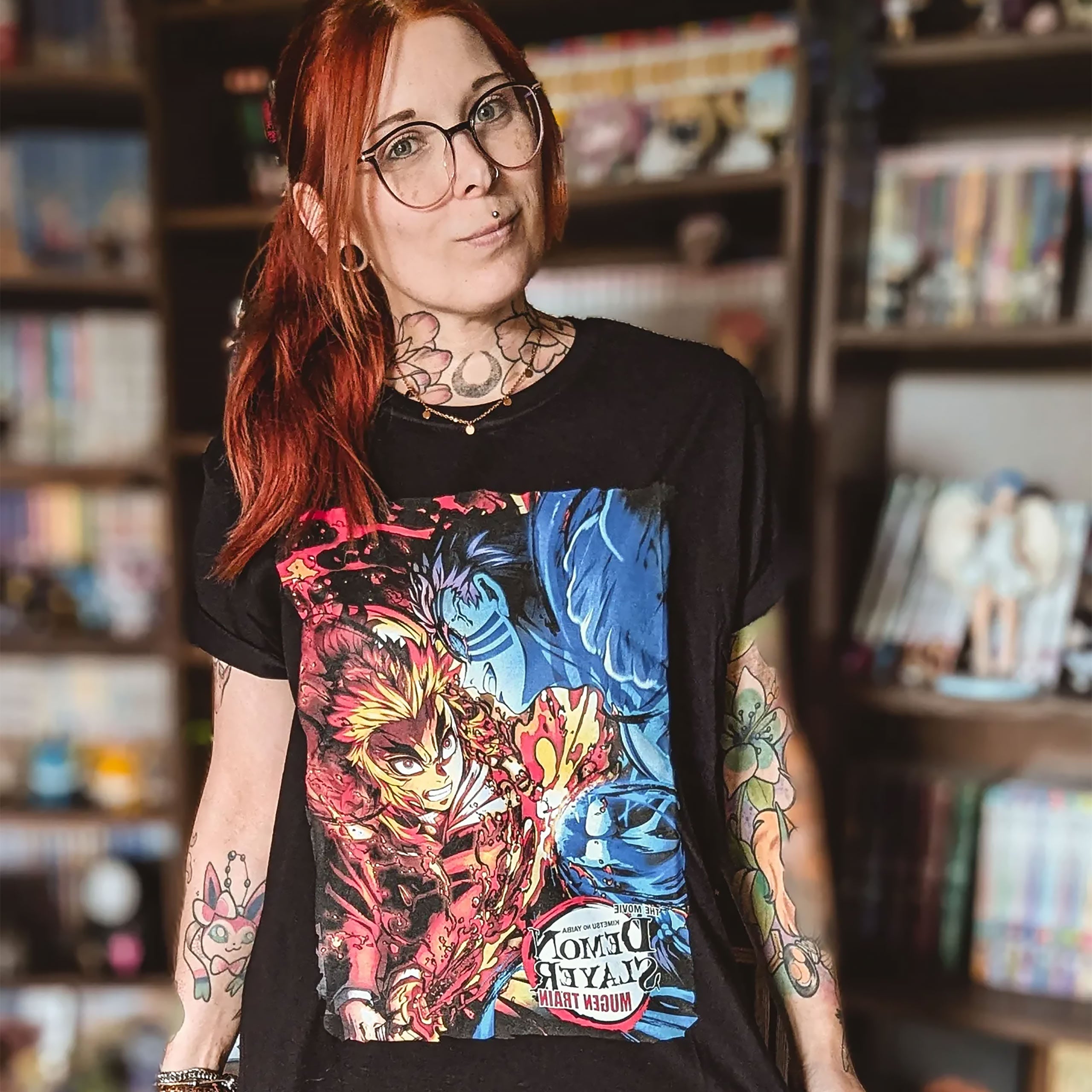 Produktbild Demon Slayer - Akaza vs. Rengoku T-shirt svart