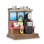 Produktbild Spirited Away - Ansiktslös & Chihiro 3D Årskalender