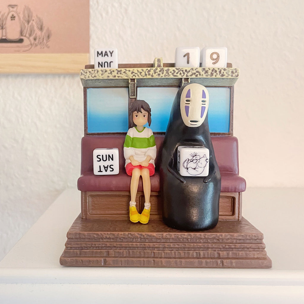 Produktbild Spirited Away - Ansiktslös & Chihiro 3D Årskalender