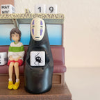 Produktbild Spirited Away - Ansiktslös & Chihiro 3D Årskalender
