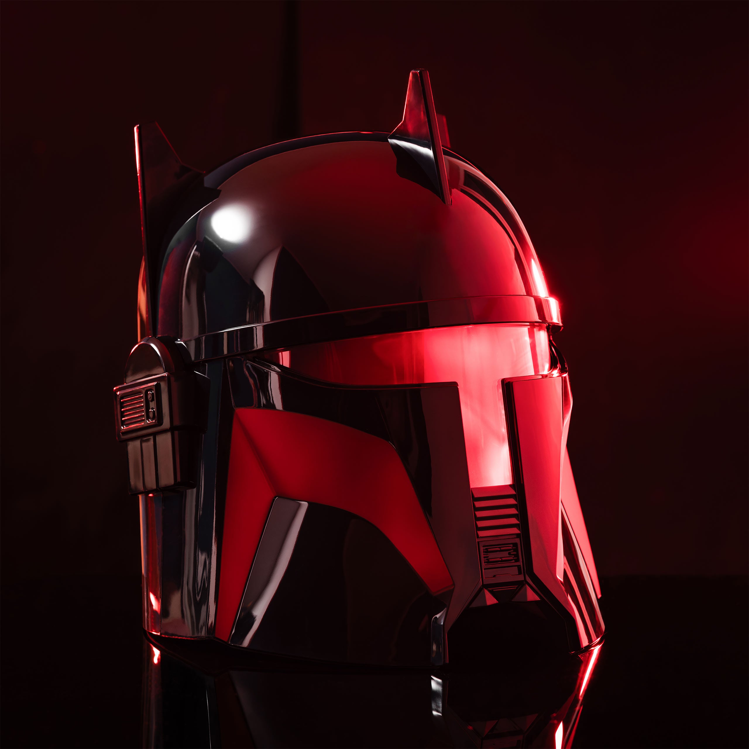 Produktbild Moff Gideon Black Series hjälmreplika med ljus - Star Wars