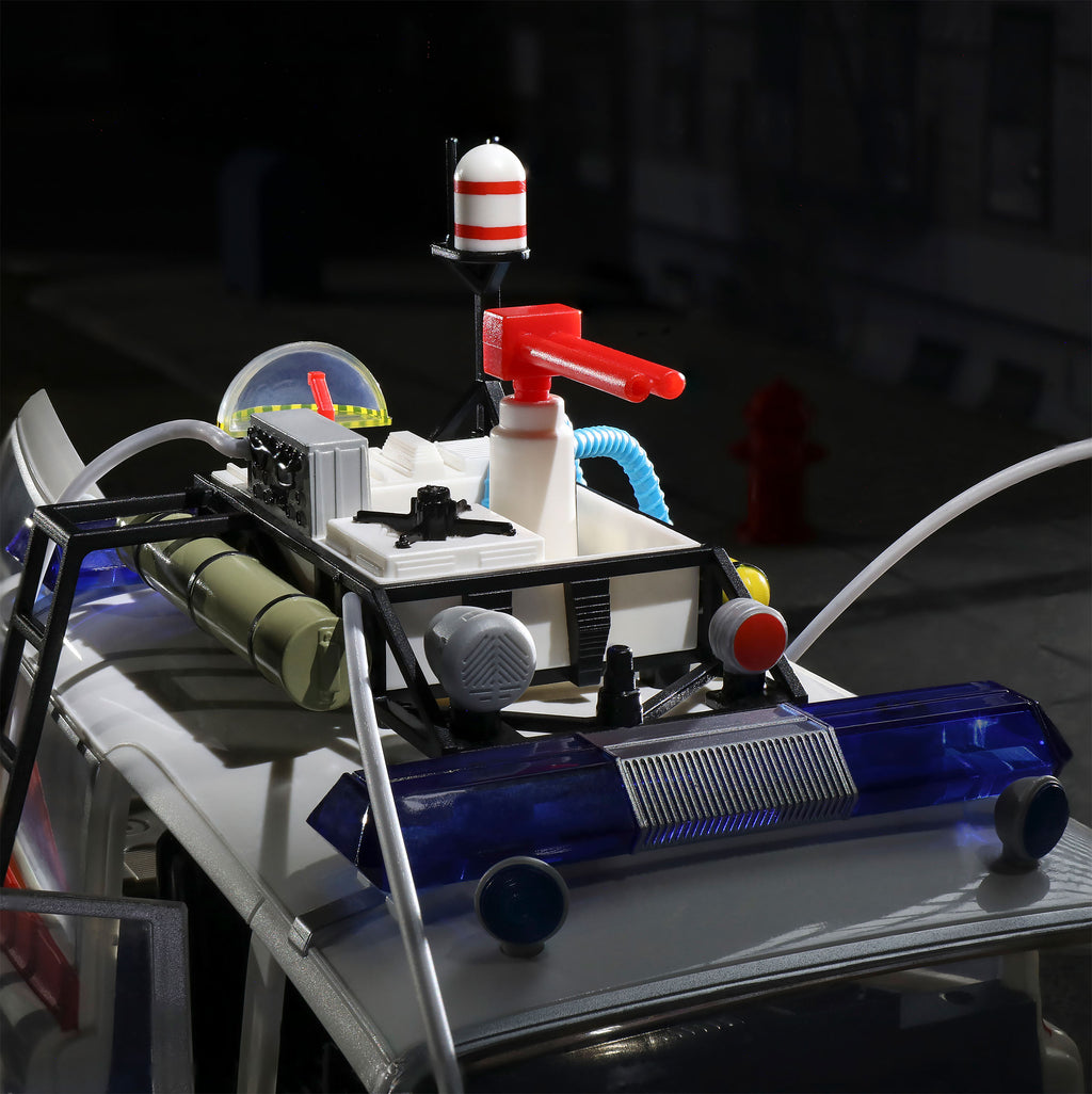 Produktbild Ghostbusters - Ecto-1 Actionfigursset 40-årsjubileum