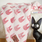 Produktbild Kiki’s Delivery Service - Jiji Siluett Mysfilt med Teddytyg