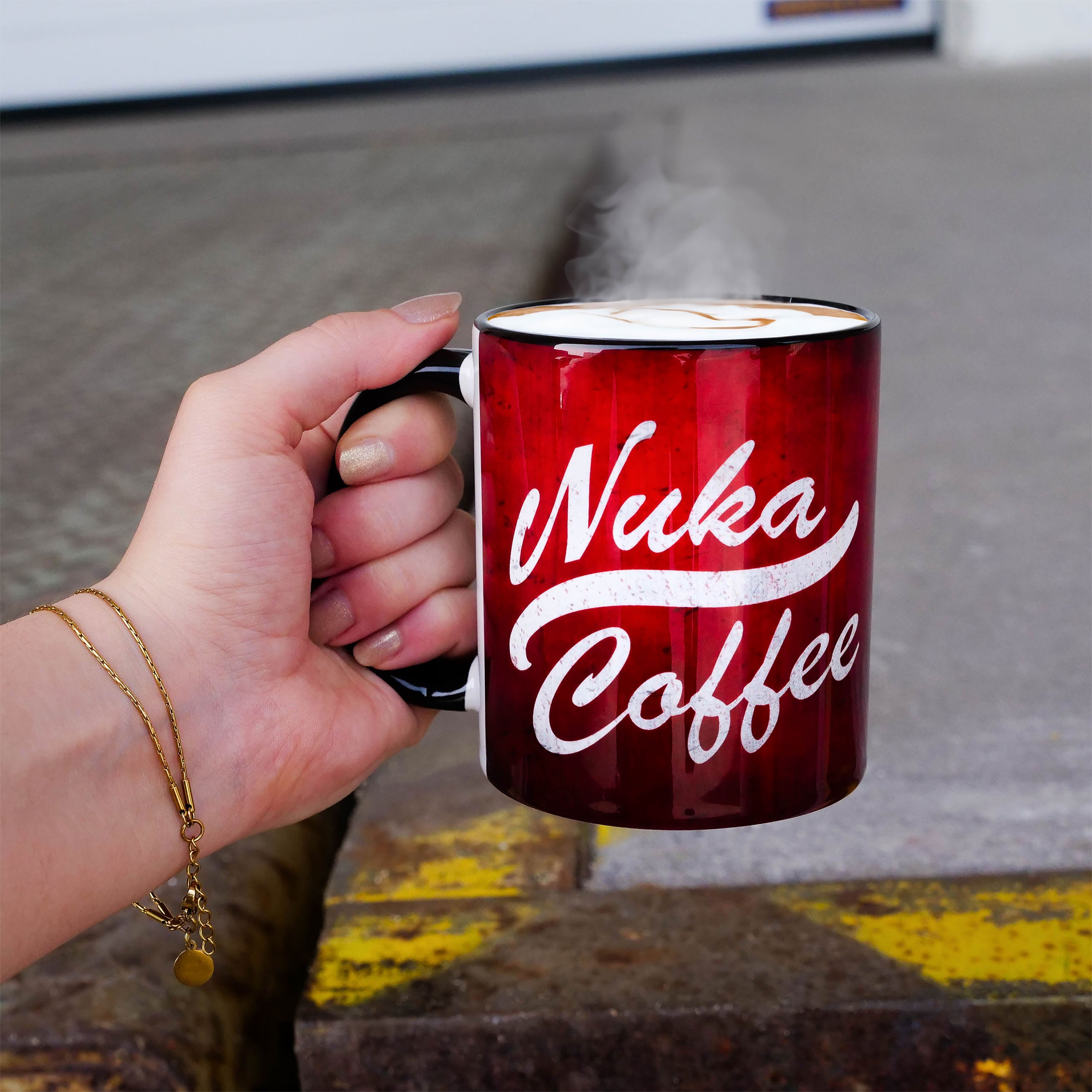 Produktbild Nuka Coffee-mugg för Fallout-fans
