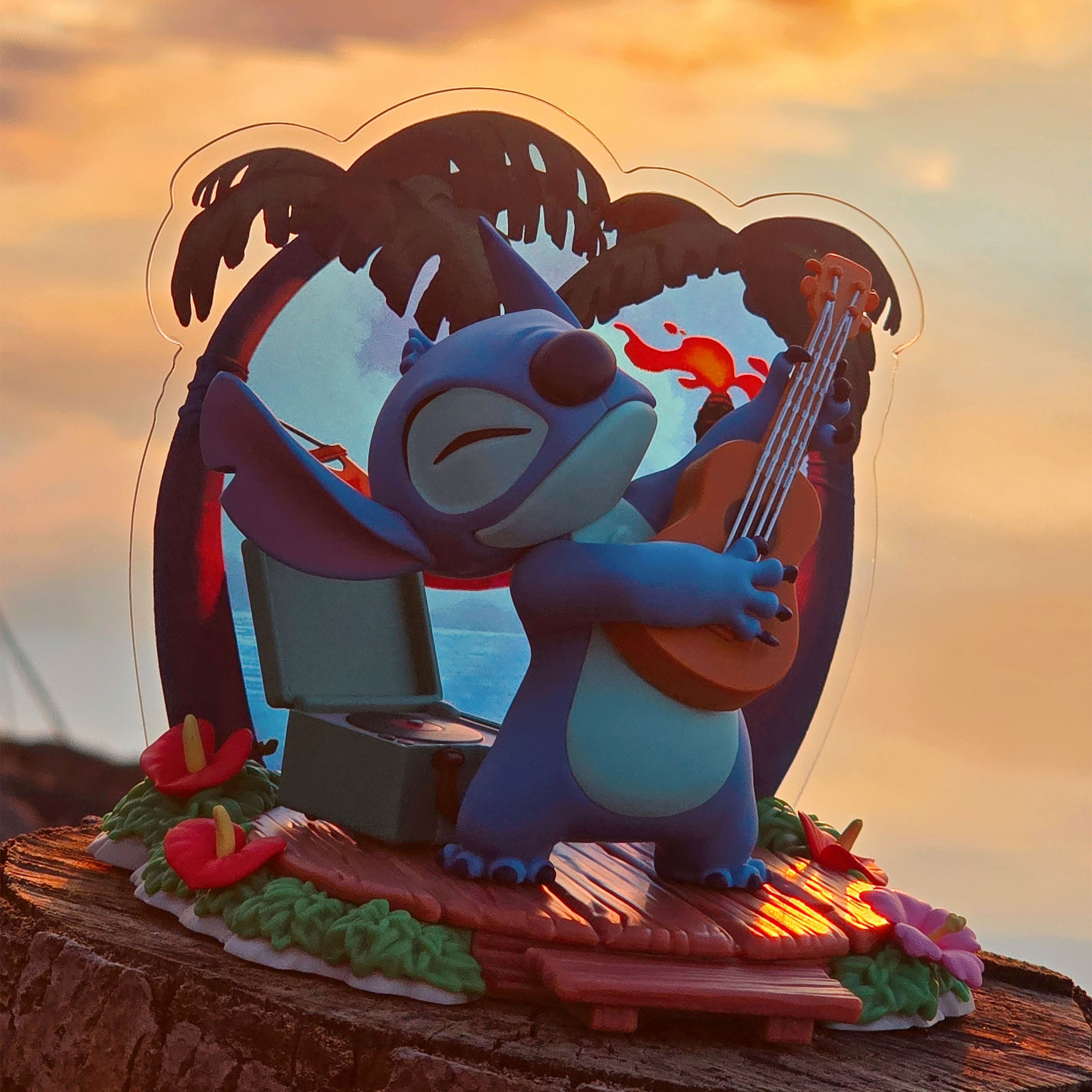 Produktbild Stitch Guitar Figur - Lilo & Stitch