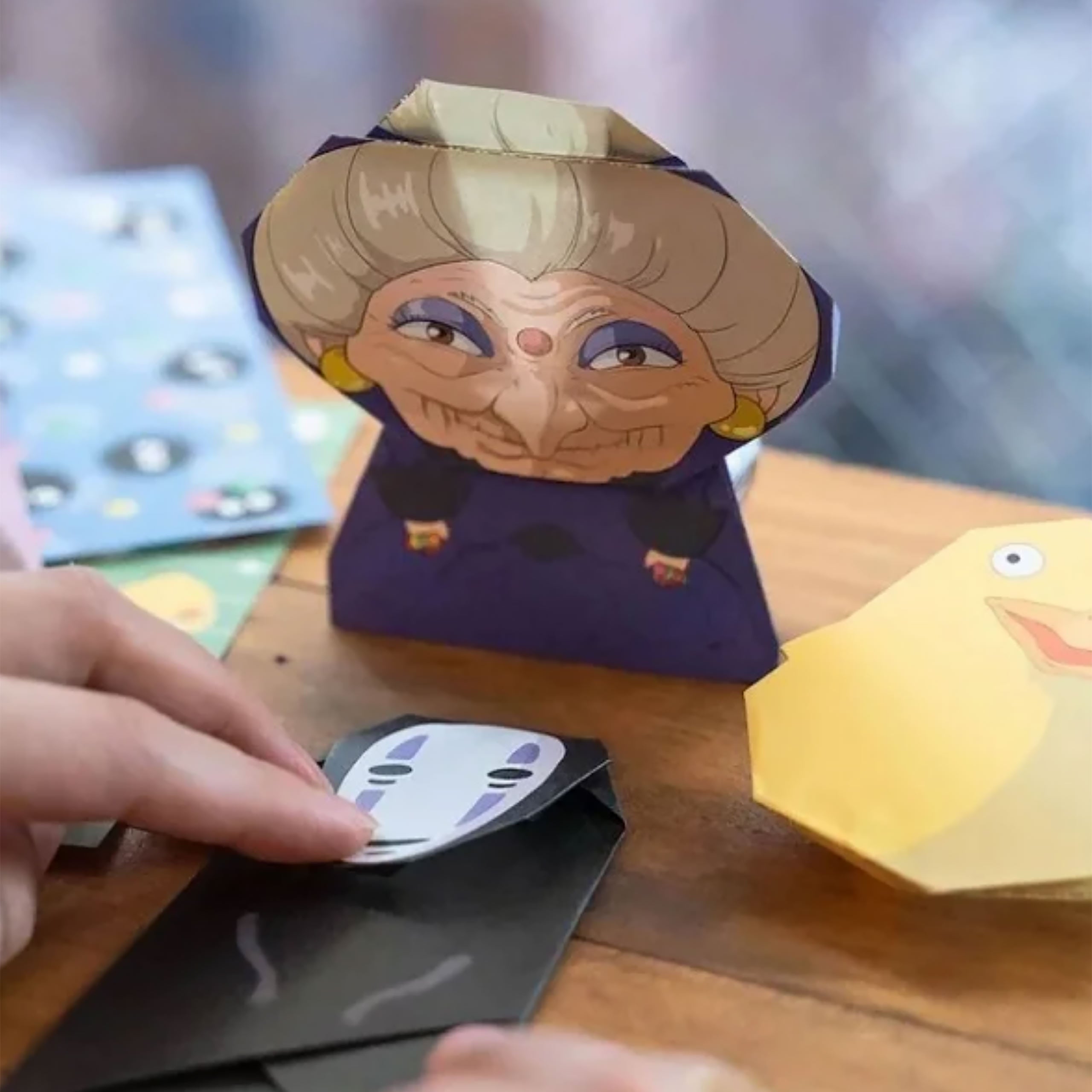 Produktbild Spirited Away - Origami Set med No-Face och Chihiro
