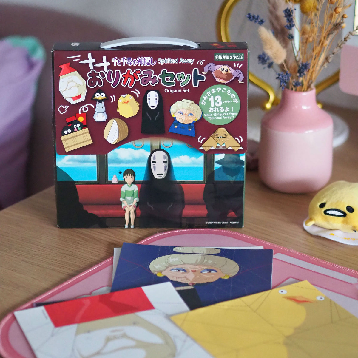 Produktbild Spirited Away - Origami Set med No-Face och Chihiro