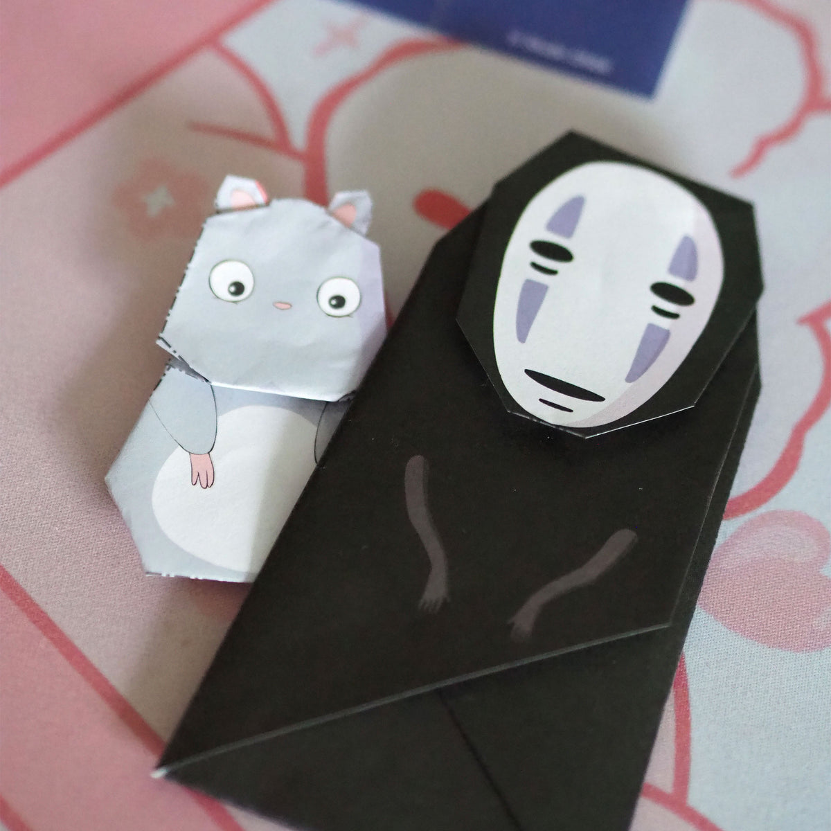 Produktbild Spirited Away - Origami Set med No-Face och Chihiro