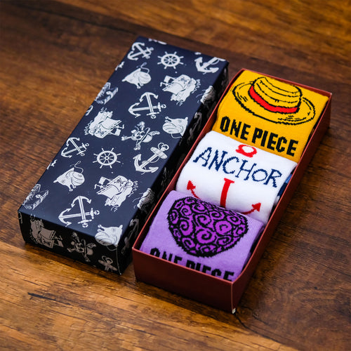 Produktbild One Piece strumpor 3-pack i presentförpackning