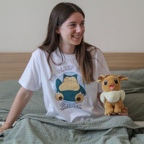 Produktbild Pokemon - Relaxo Eat Sleep Repeat T-shirt vit
