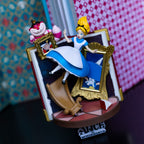Produktbild Alice i Underlandet D-Stage Diorama Figur Disney Story Book Series