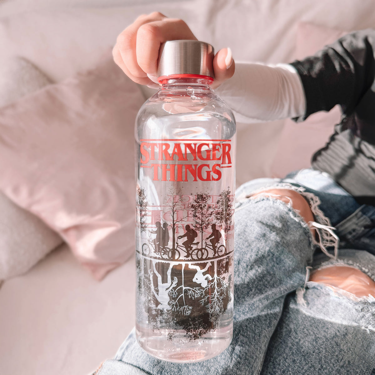 Produktbild Stranger Things - Stuck In The Upside Down Vattenflaska