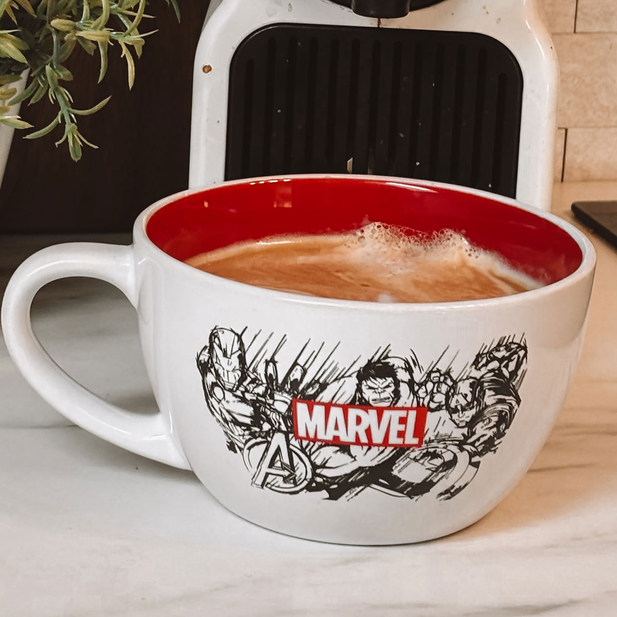 Produktbild Marvel - Serietidningsmugg XXL