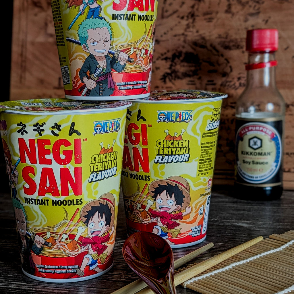 Produktbild Luffy, Zoro och Nami Chicken Teriyaki Instant-Nudlar - One Piece