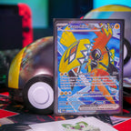 Produktbild Pokemon - Mystery Pokeball Cards Tin Box Höst 2024