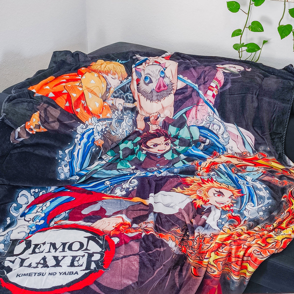Produktbild Demon Slayer - Grupp fleecefilt