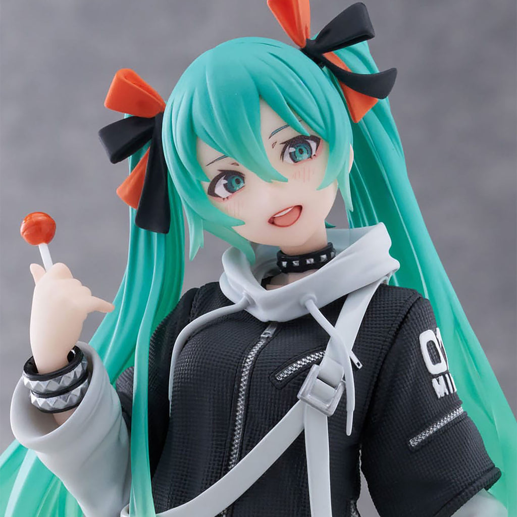 Produktbild Hatsune Miku - Wonderland Figur Fashion Punk Version