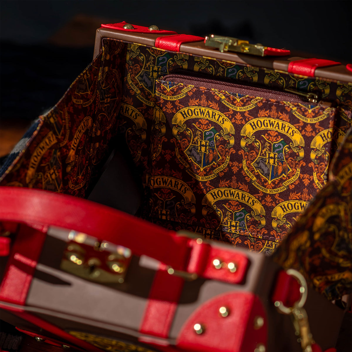 Produktbild Harry Potter - Hogwarts Express Resväska Crossbody Väska