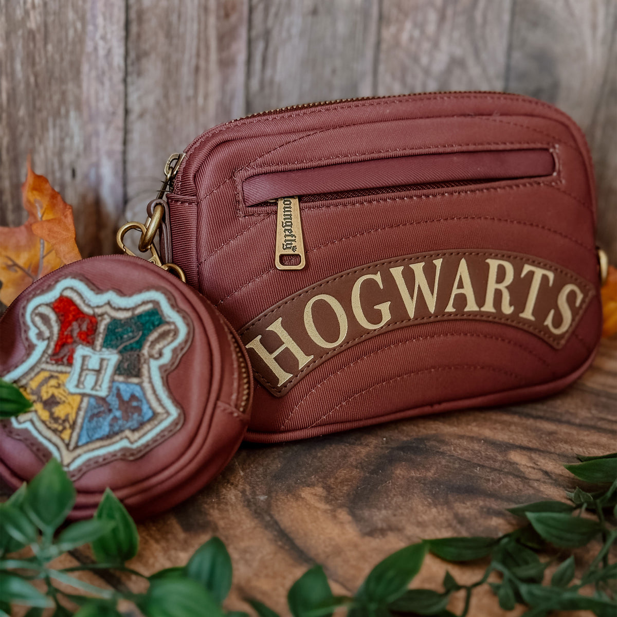 Produktbild Harry Potter - Hogwarts axelväska med plånbok