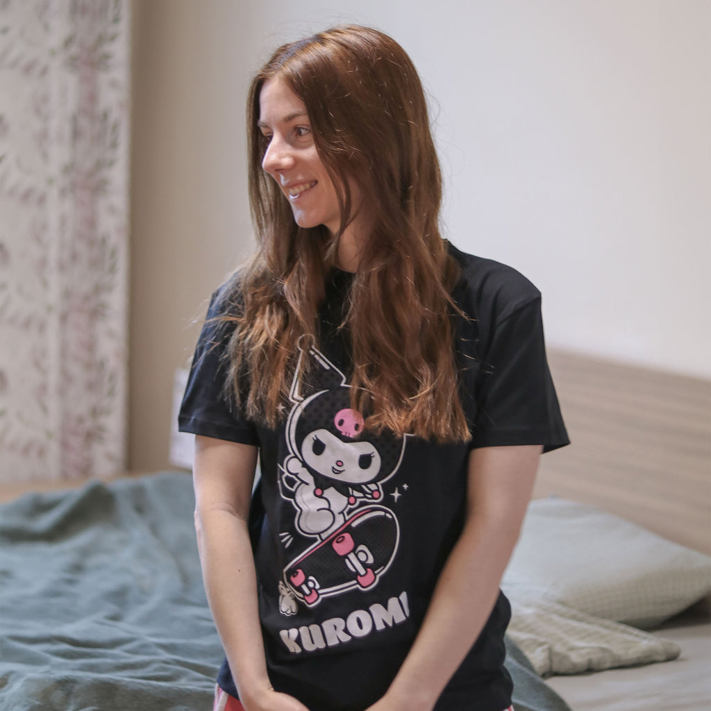 Produktbild Sanrio - Kuromi Hello Kitty and Friends T-shirt