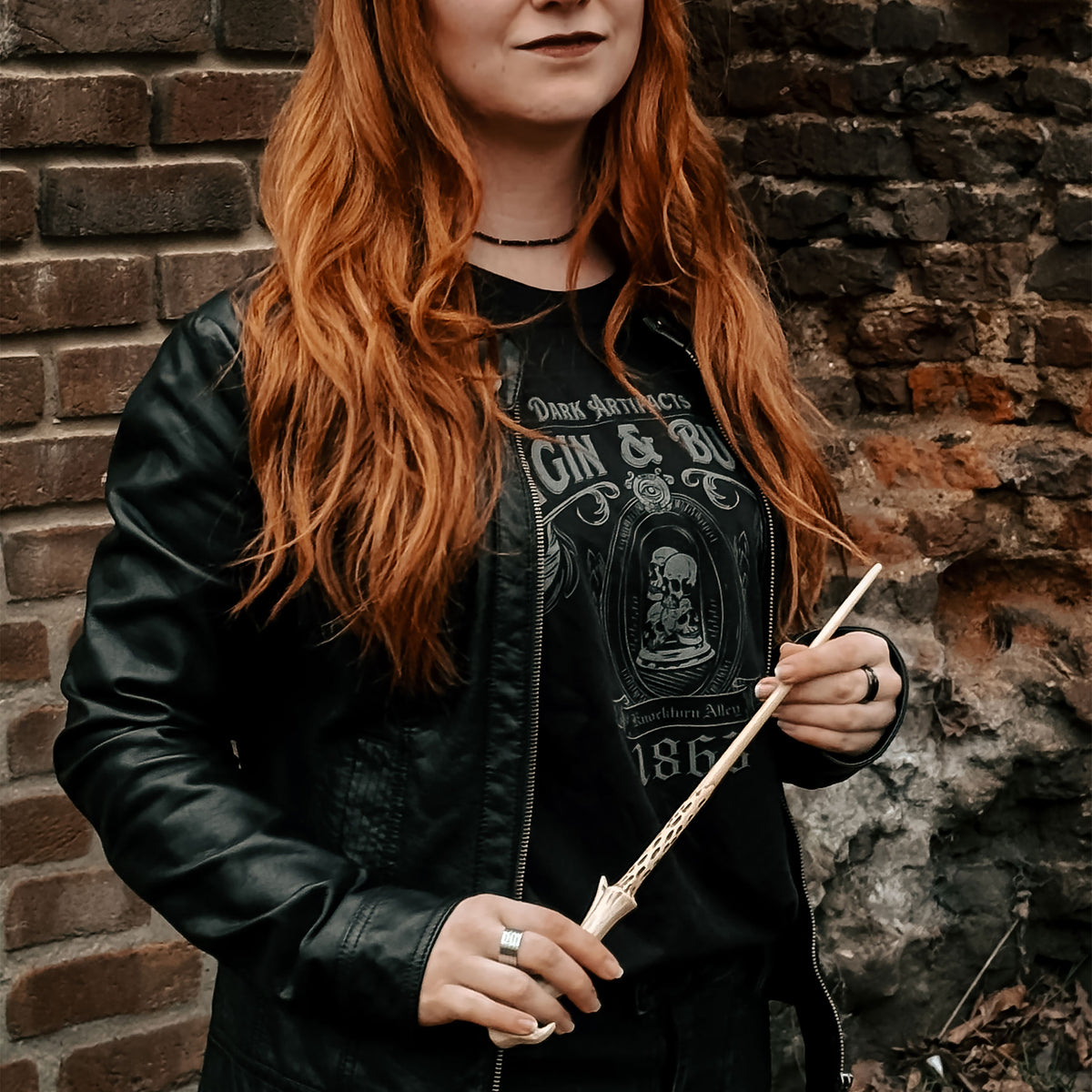 Produktbild Borgin and Burkes T-shirt svart - Harry Potter