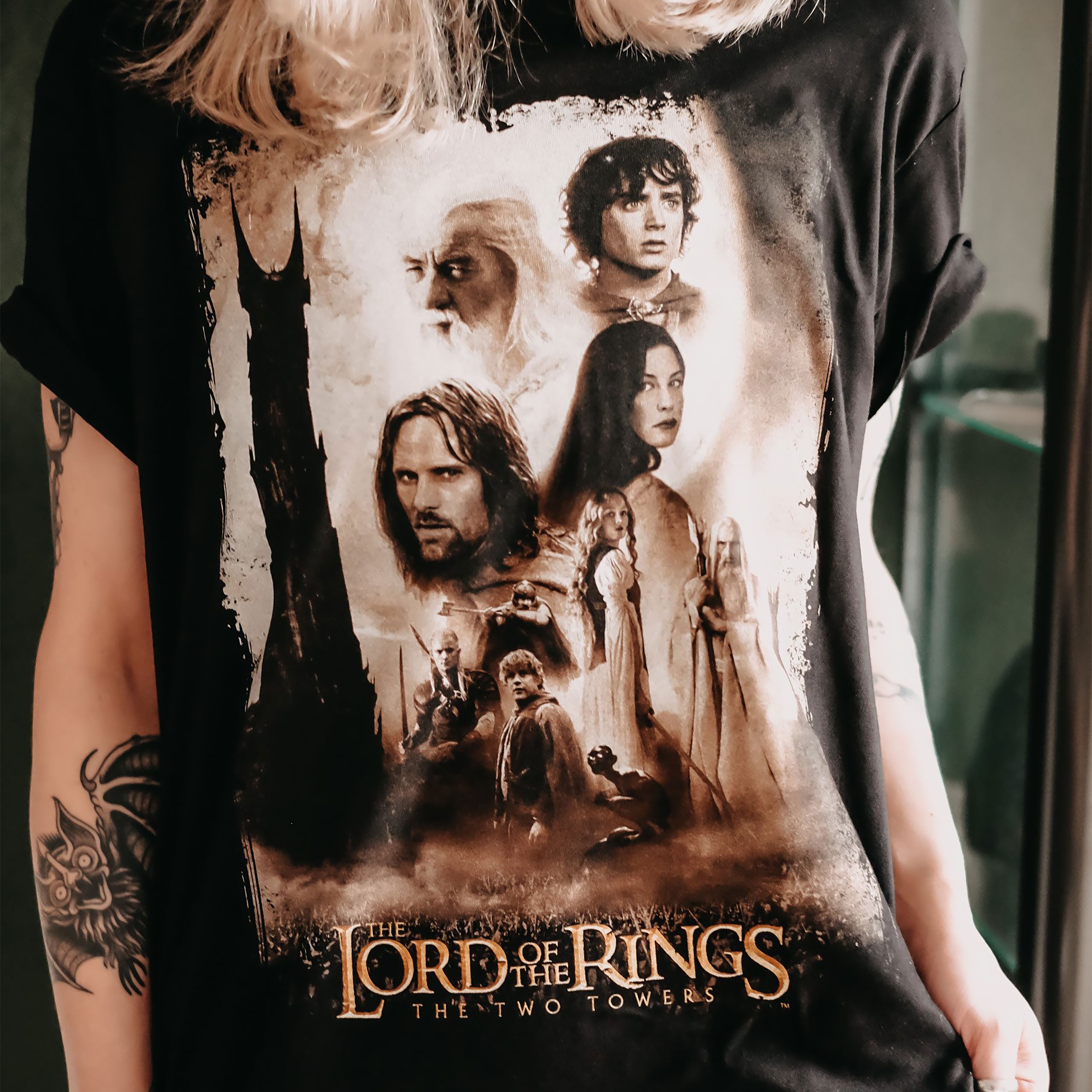 Product image The Two Towers T-Shirt - The Lord of the Rings